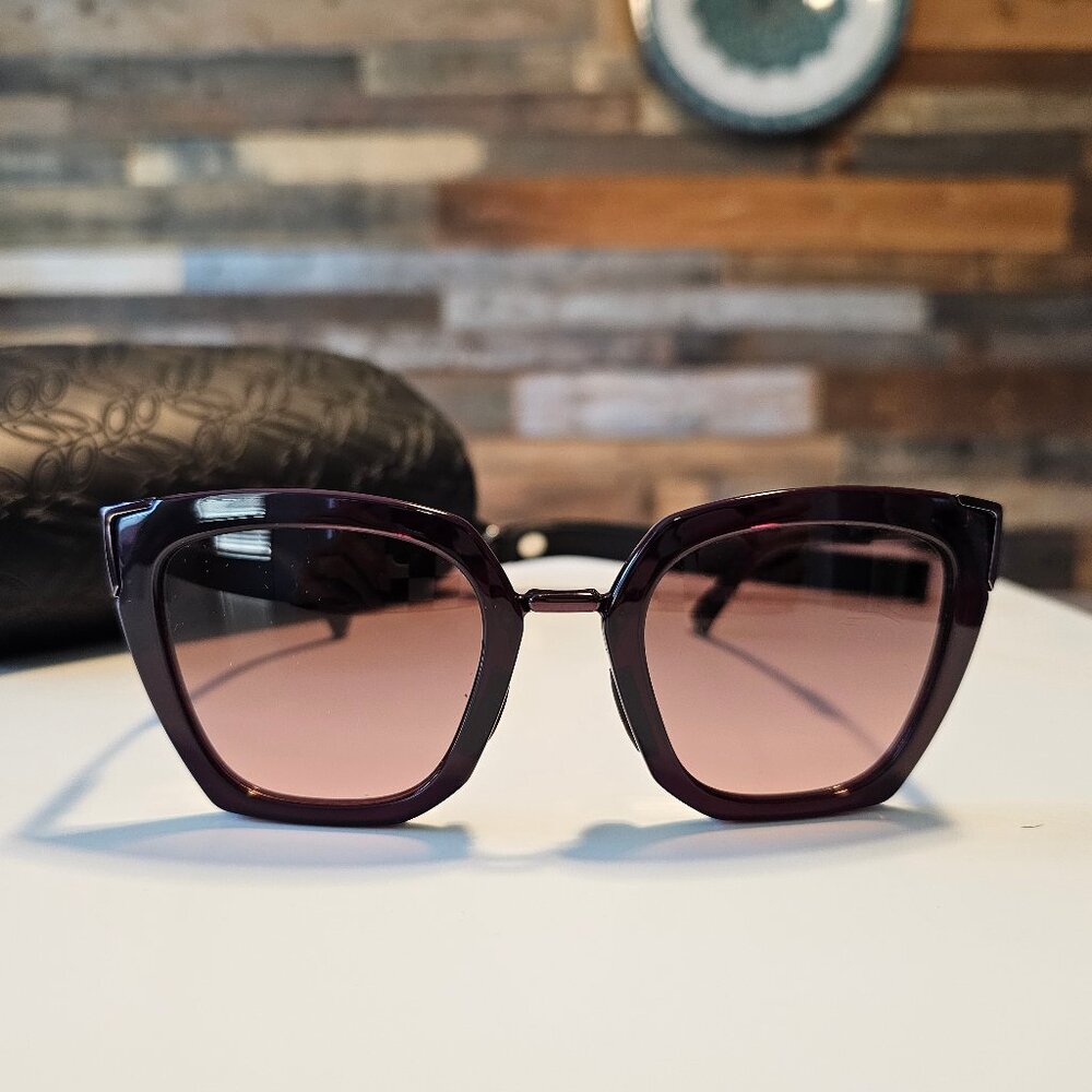 Oakley Women's Side Swept Sunglasses Crystal Raspberry/G40 Black Gradient